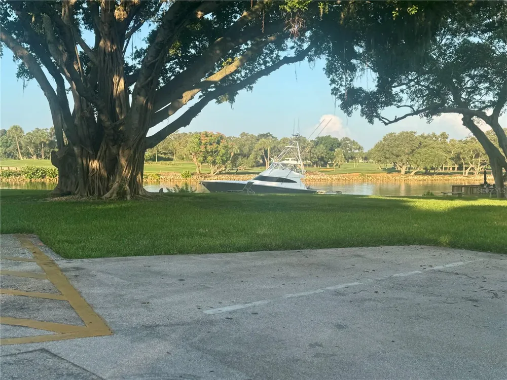 304 GOLFVIEW ROAD #PH7 North Palm Beach, FL 33408