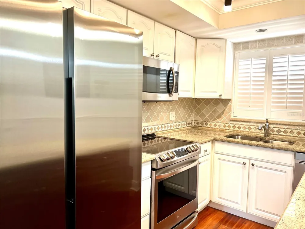 304 GOLFVIEW ROAD #PH7 North Palm Beach, FL 33408