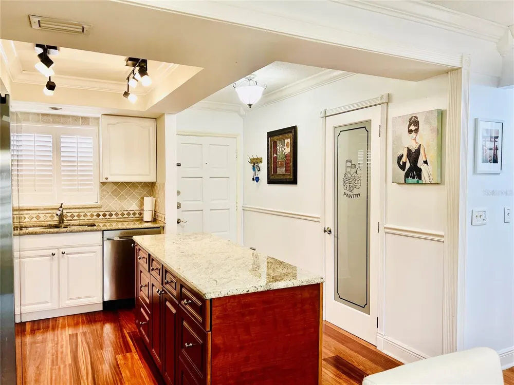 304 GOLFVIEW ROAD #PH7 North Palm Beach, FL 33408