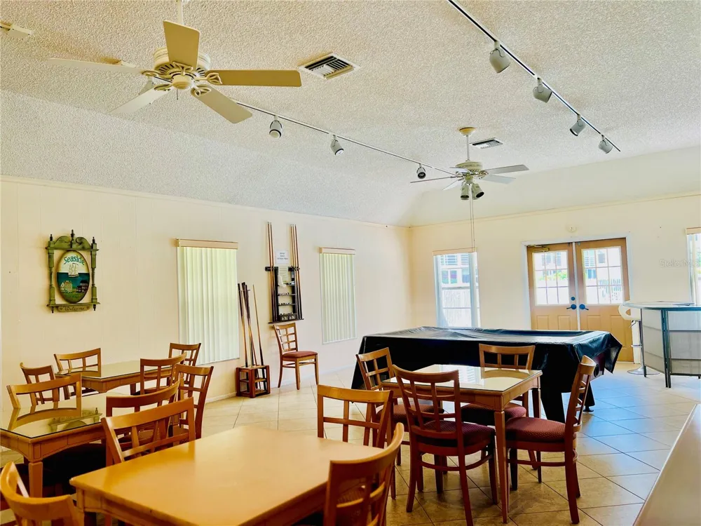 304 GOLFVIEW ROAD #PH7 North Palm Beach, FL 33408
