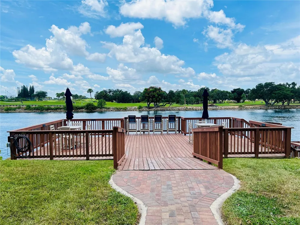 304 GOLFVIEW ROAD #PH7 North Palm Beach, FL 33408