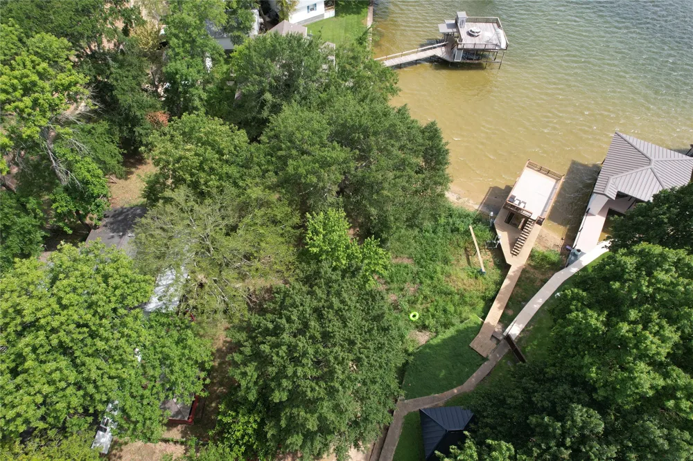 196 Scenic Drive Mabank, TX 75156