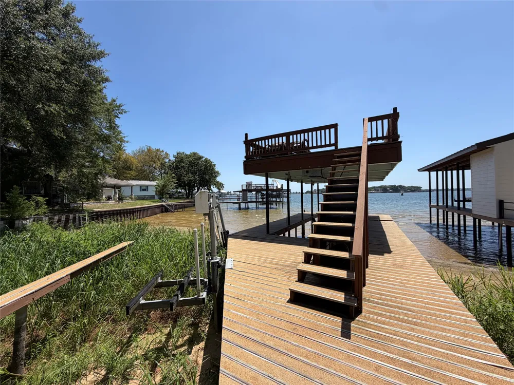 196 Scenic Drive Mabank, TX 75156