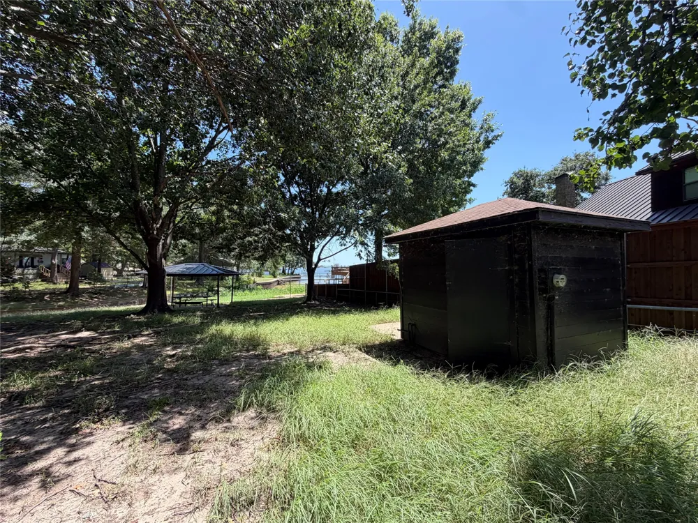 196 Scenic Drive Mabank, TX 75156