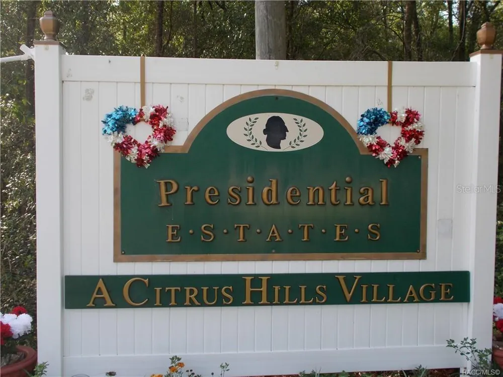 1567 E CLEVELAND STREET Hernando, FL 34442