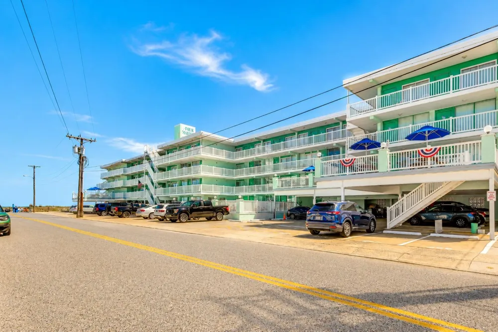 404 E Denver Avenue Wildwood Crest, NJ 08260