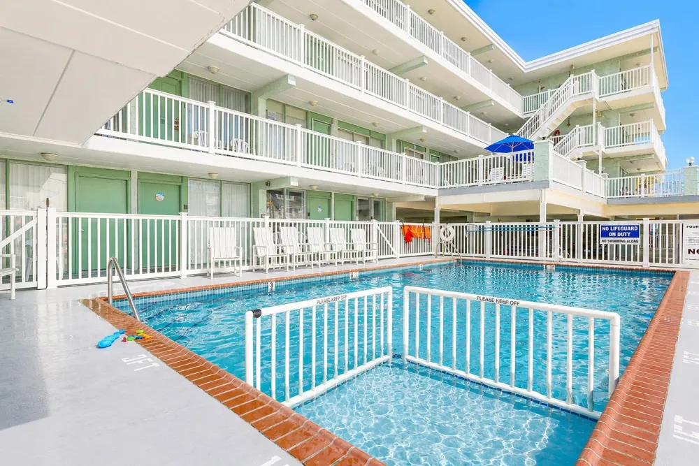 404 E Denver Avenue Wildwood Crest, NJ 08260