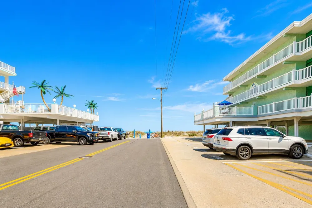 404 E Denver Avenue Wildwood Crest, NJ 08260
