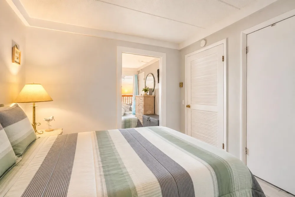 404 E Denver Avenue Wildwood Crest, NJ 08260