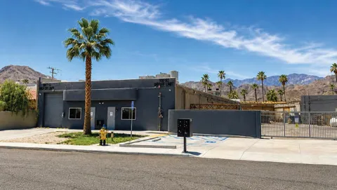 68739 Summit Drive