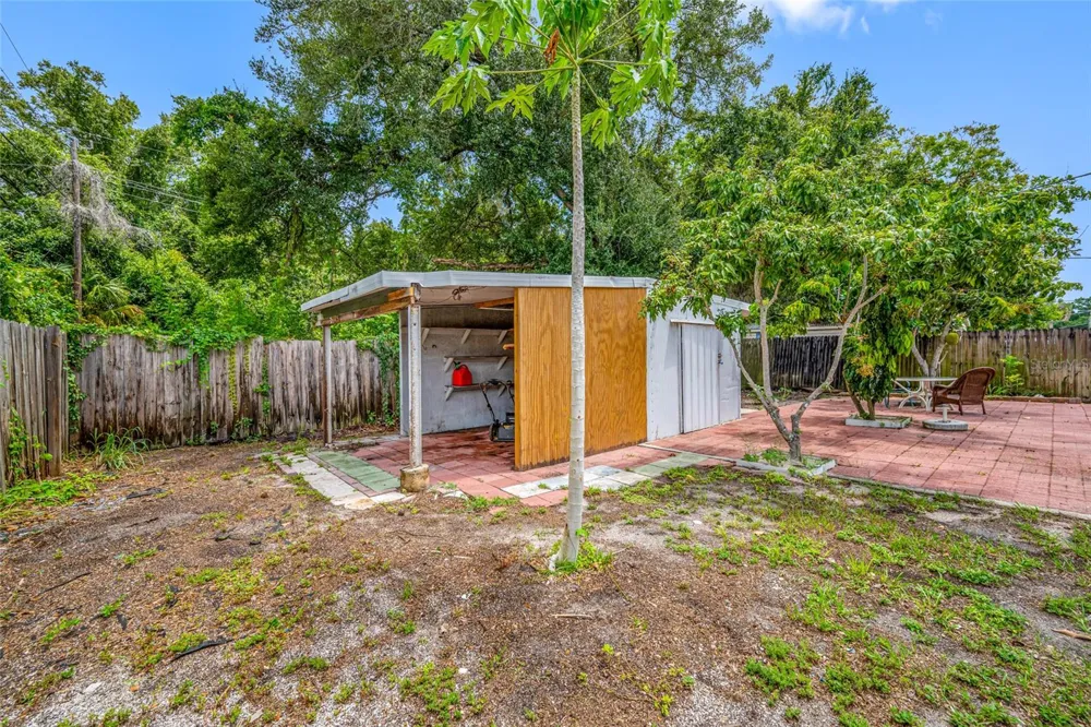 4115 55TH AVENUE DRIVE E Bradenton, FL 34203