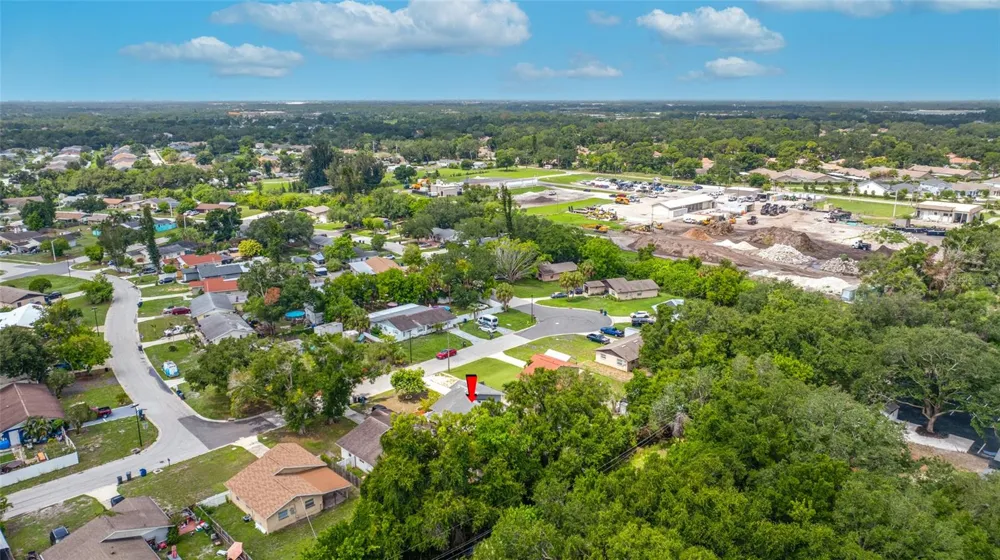 4115 55TH AVENUE DRIVE E Bradenton, FL 34203