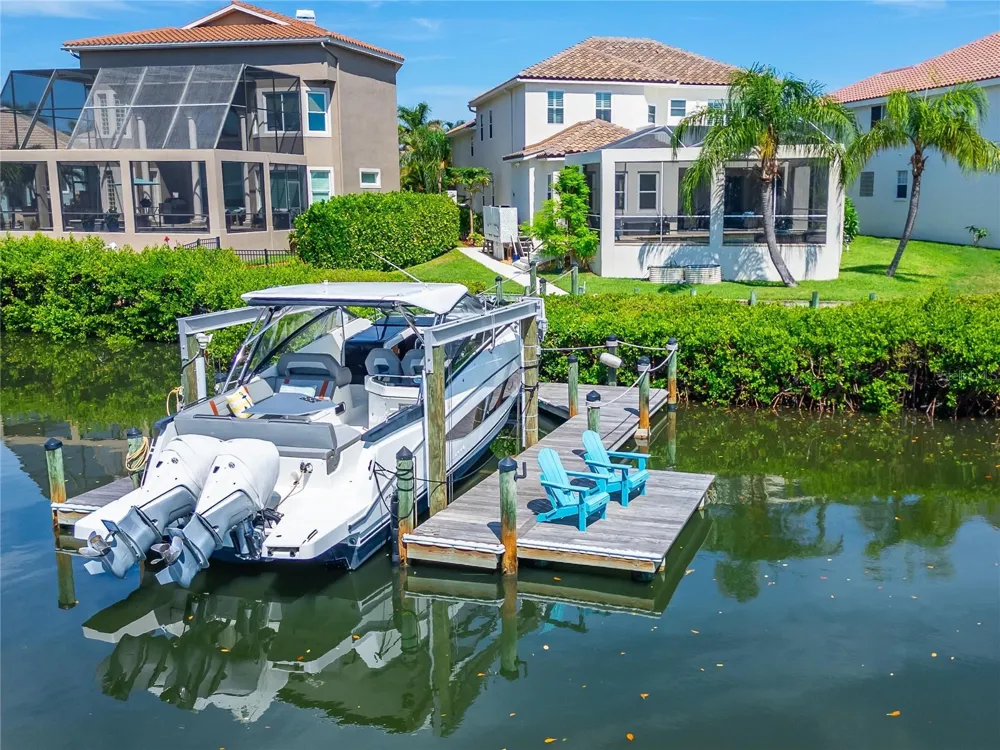 6203 MARBELLA BOULEVARD Apollo Beach, FL 33572