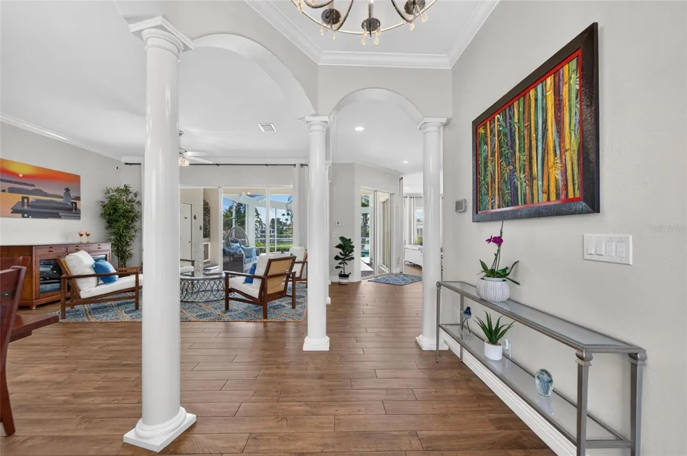6203 MARBELLA BOULEVARD Apollo Beach, FL 33572
