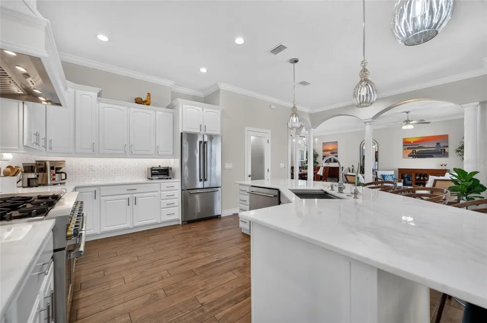 6203 MARBELLA BOULEVARD Apollo Beach, FL 33572