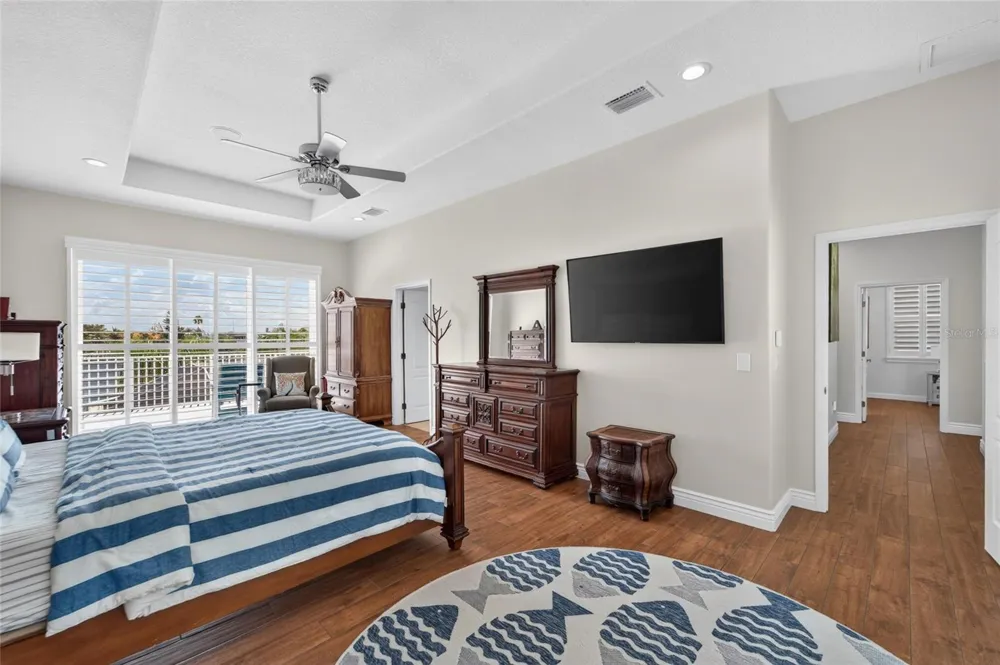 6203 MARBELLA BOULEVARD Apollo Beach, FL 33572