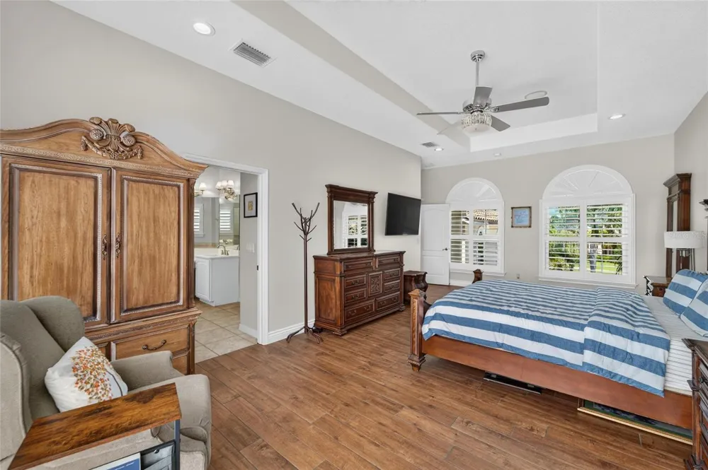 6203 MARBELLA BOULEVARD Apollo Beach, FL 33572