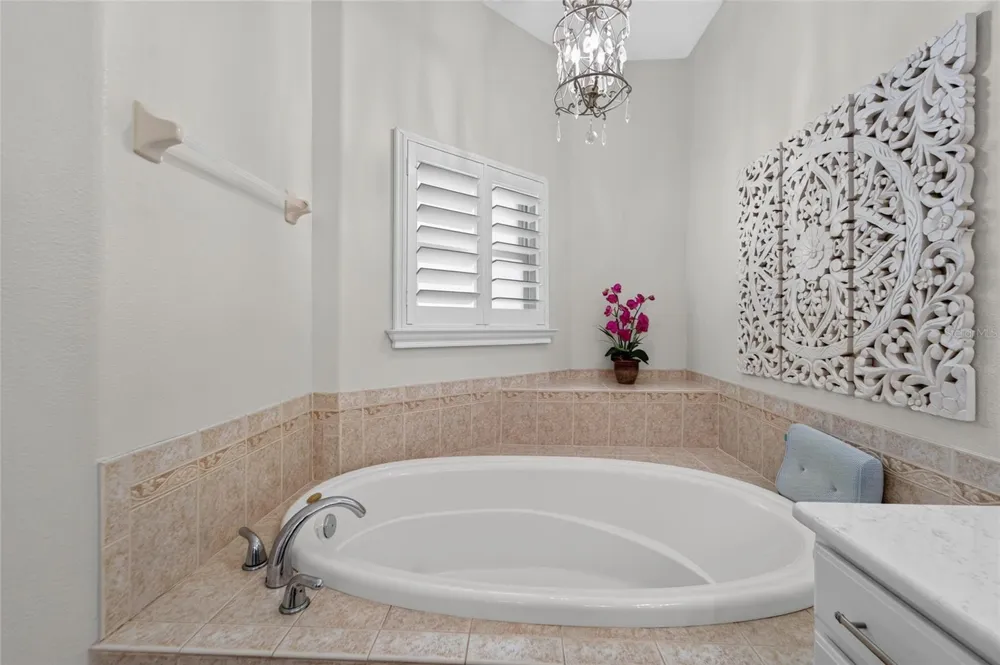 6203 MARBELLA BOULEVARD Apollo Beach, FL 33572
