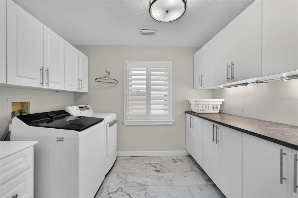 6203 MARBELLA BOULEVARD Apollo Beach, FL 33572