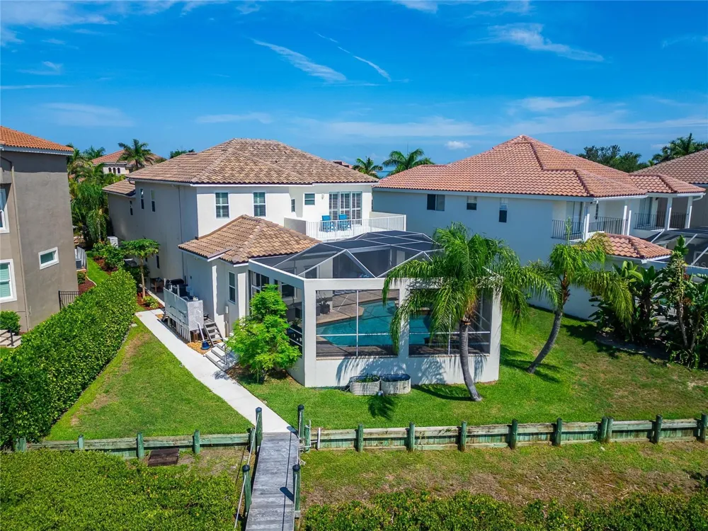 6203 MARBELLA BOULEVARD Apollo Beach, FL 33572