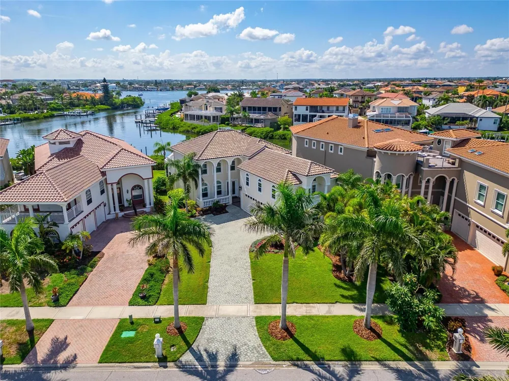 6203 MARBELLA BOULEVARD Apollo Beach, FL 33572