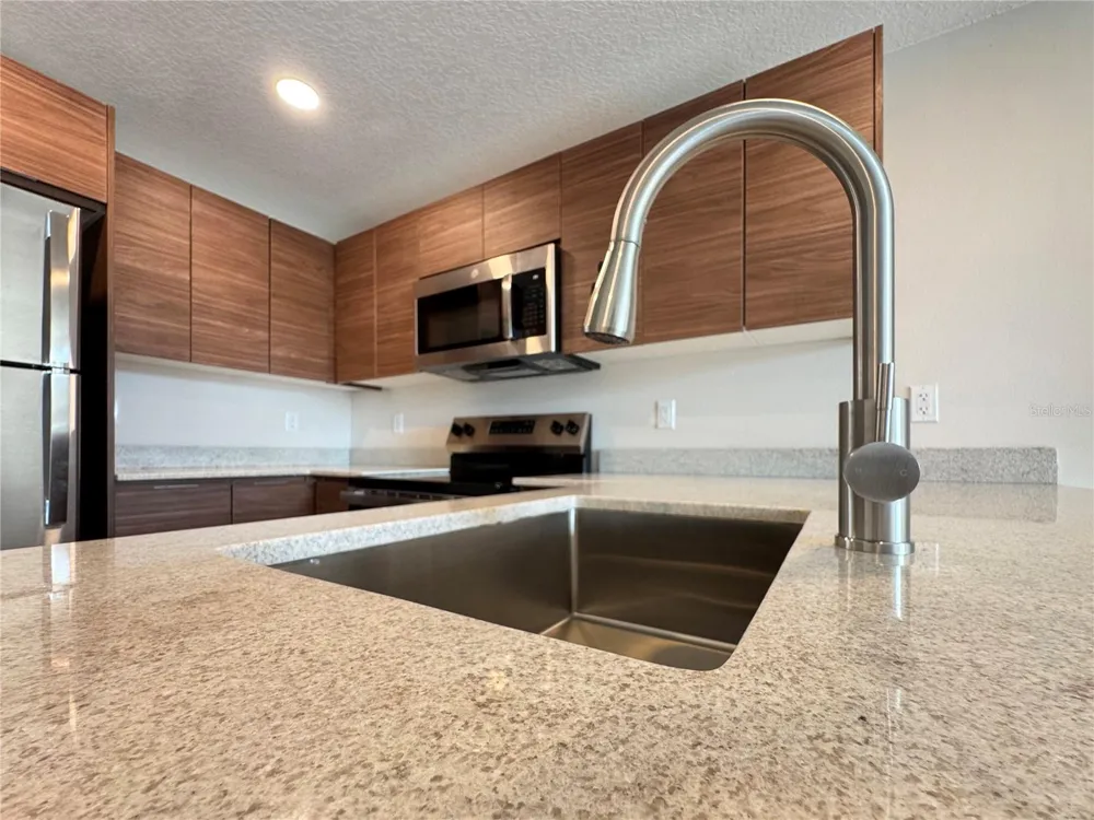 4424 S TEXAS AVENUE #1-320 Orlando, FL 32839
