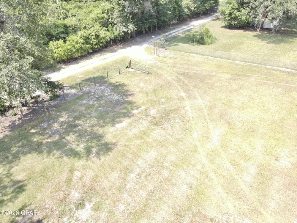 3210 Hughes Lane Cottondale, FL 32431