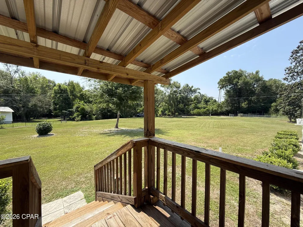3210 Hughes Lane Cottondale, FL 32431