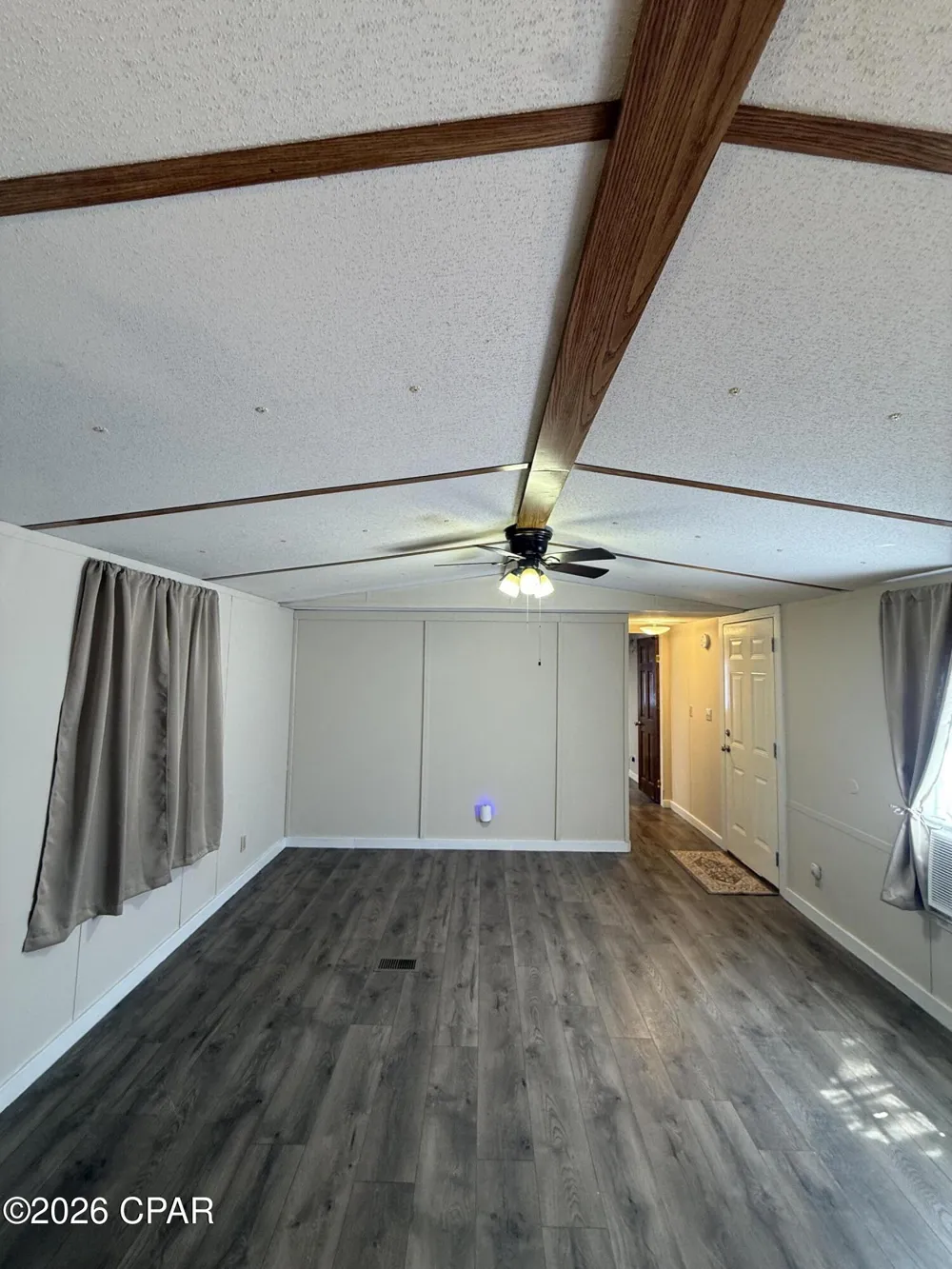 3210 Hughes Lane Cottondale, FL 32431