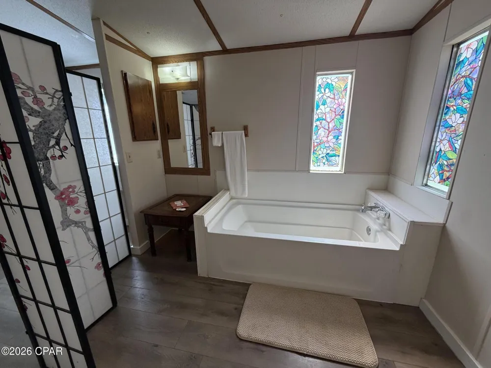 3210 Hughes Lane Cottondale, FL 32431