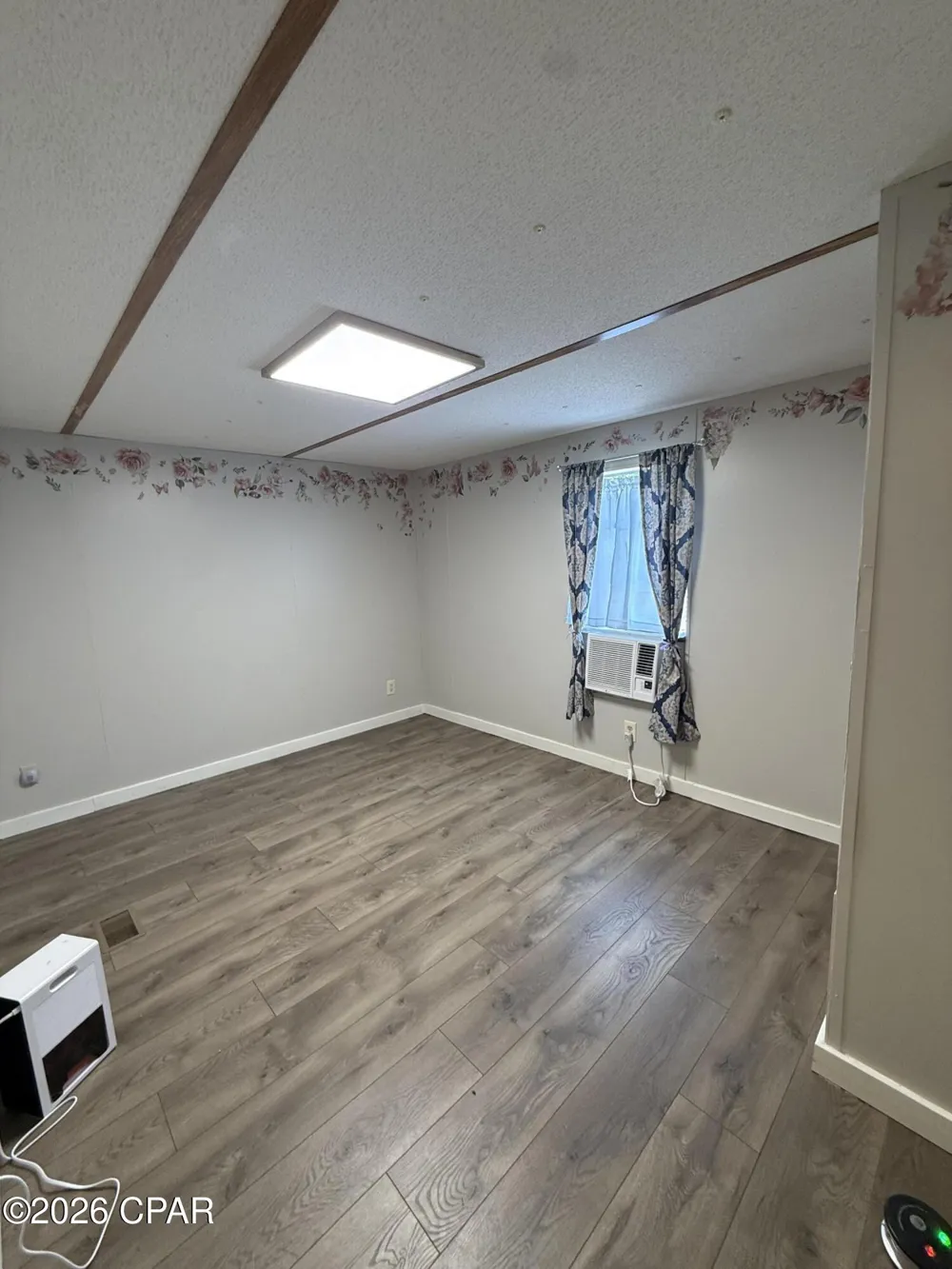 3210 Hughes Lane Cottondale, FL 32431