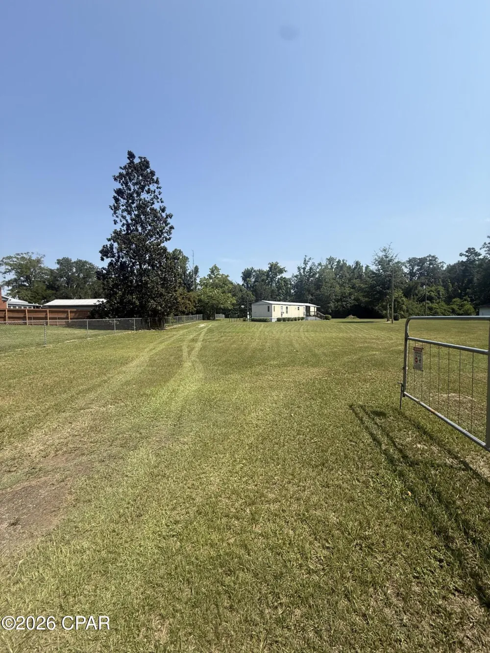 3210 Hughes Lane Cottondale, FL 32431