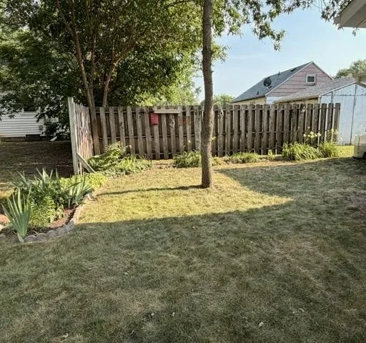 1113 Drake Avenue Windom, MN 56101