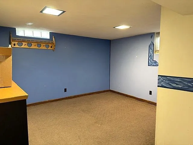 1113 Drake Avenue Windom, MN 56101