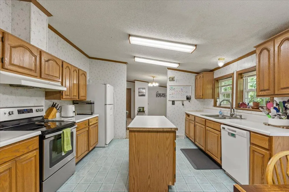 1024 Q STREET NE Brainerd, MN 56401