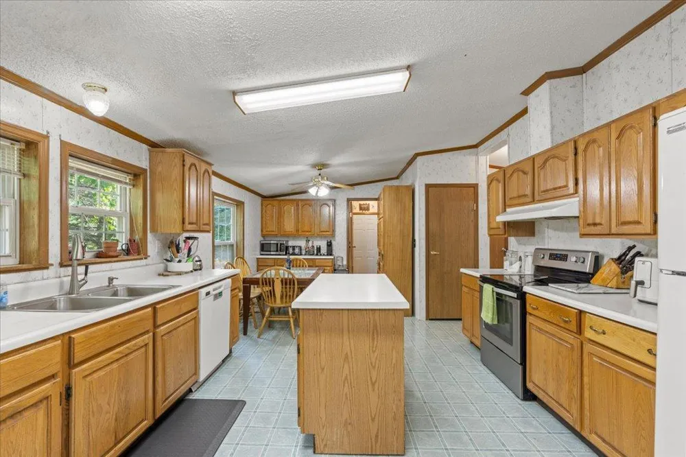 1024 Q STREET NE Brainerd, MN 56401