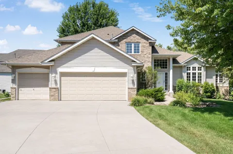 701 Heron Circle