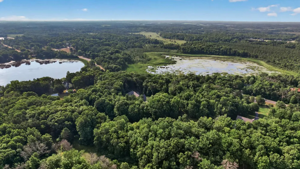 8055 Fawn Lake Drive NE Linwood, MN 55079