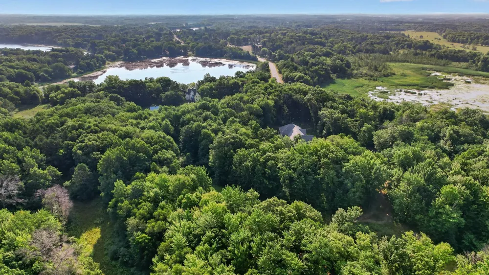 8055 Fawn Lake Drive NE Linwood, MN 55079