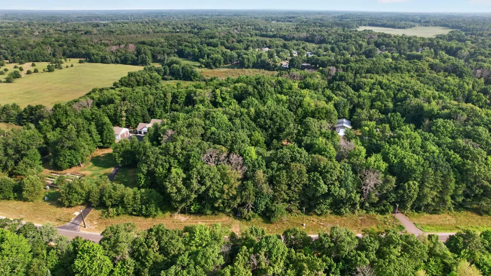 8055 Fawn Lake Drive NE Linwood, MN 55079