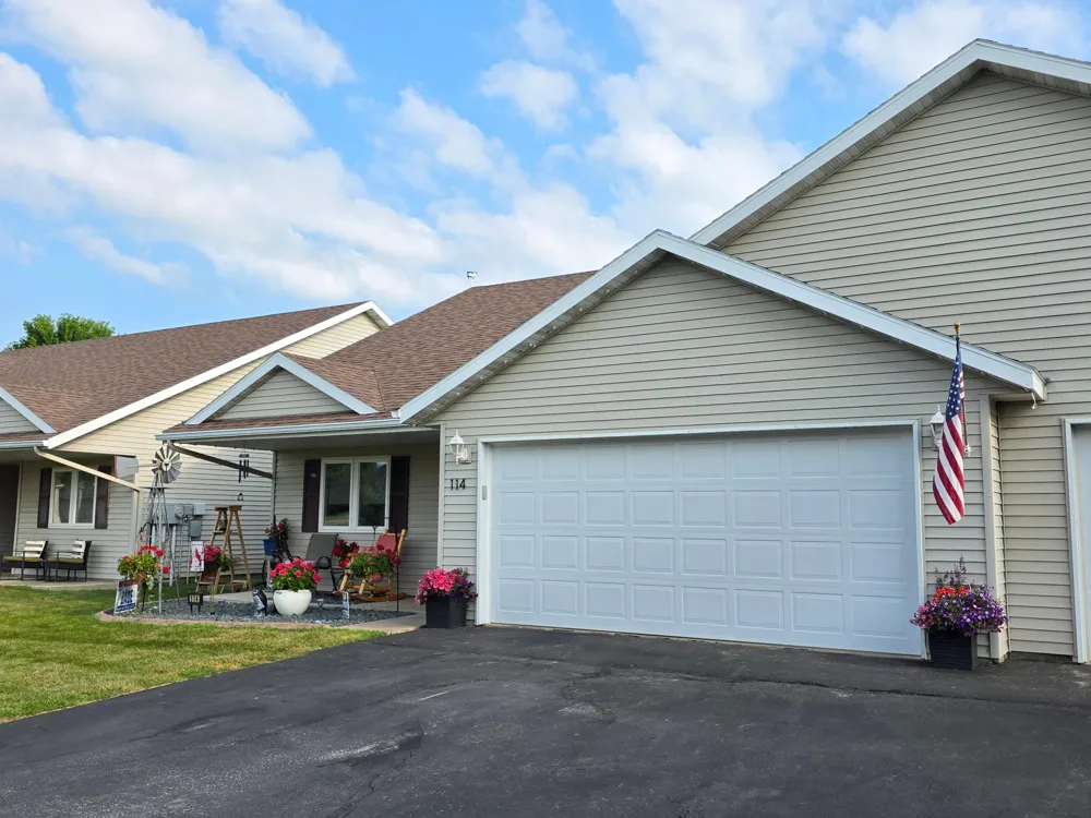 114 6th Avenue NE Elgin, MN 55932