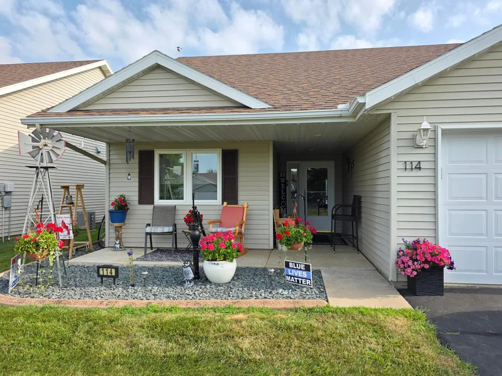 114 6th Avenue NE Elgin, MN 55932