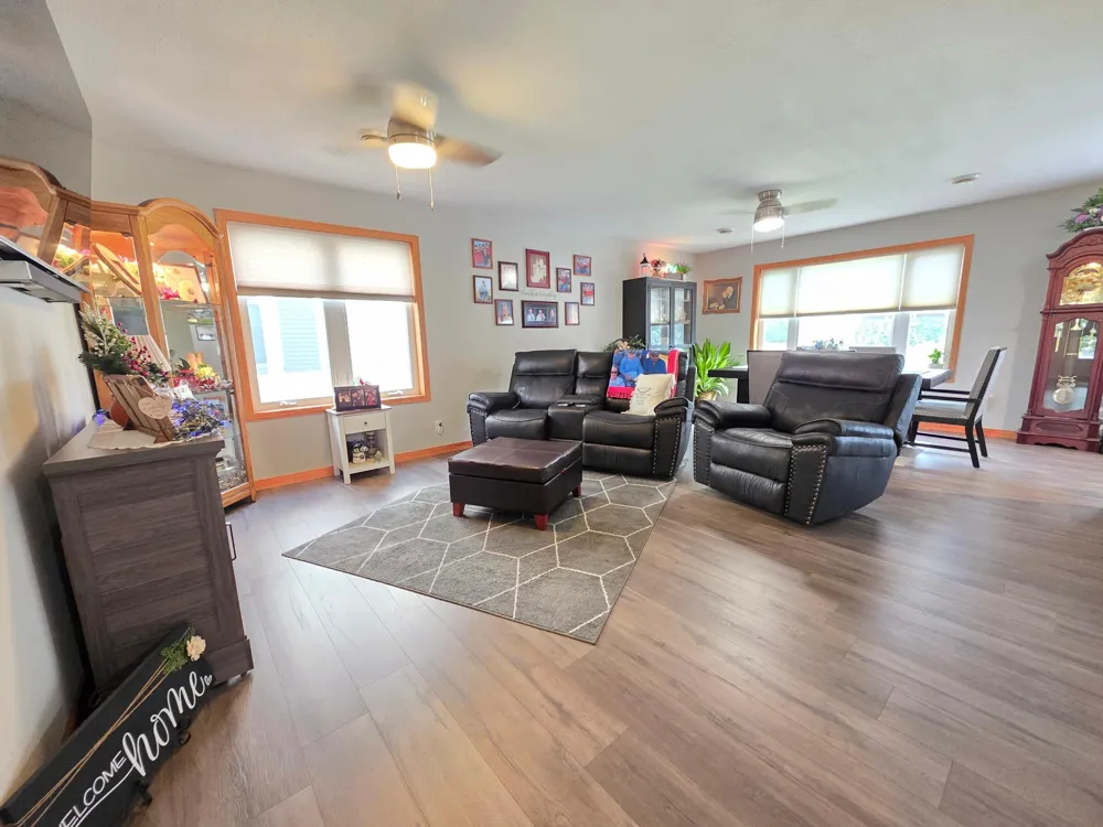 114 6th Avenue NE Elgin, MN 55932