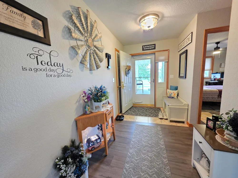 114 6th Avenue NE Elgin, MN 55932