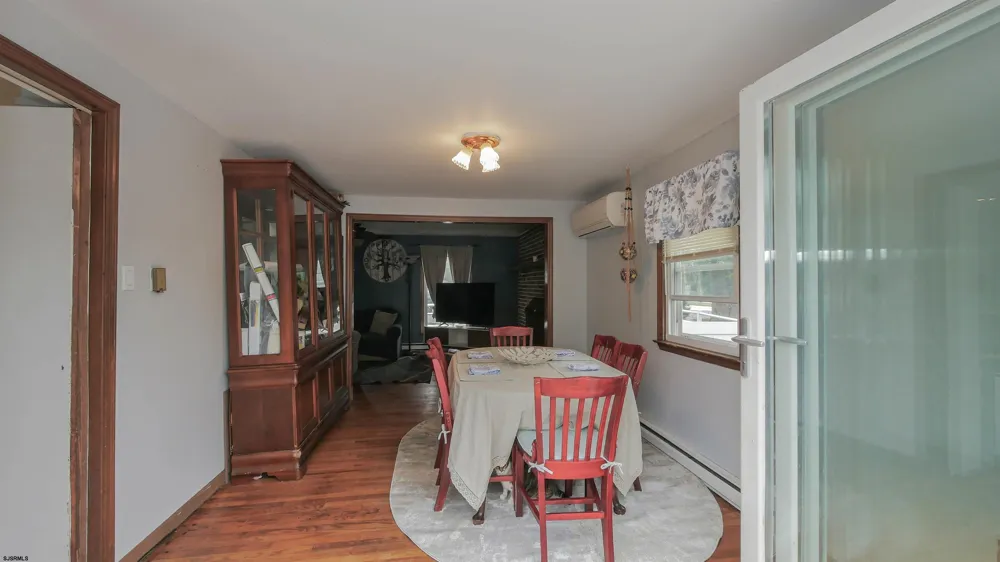 103 Cherokee Ln Absecon, NJ 08201