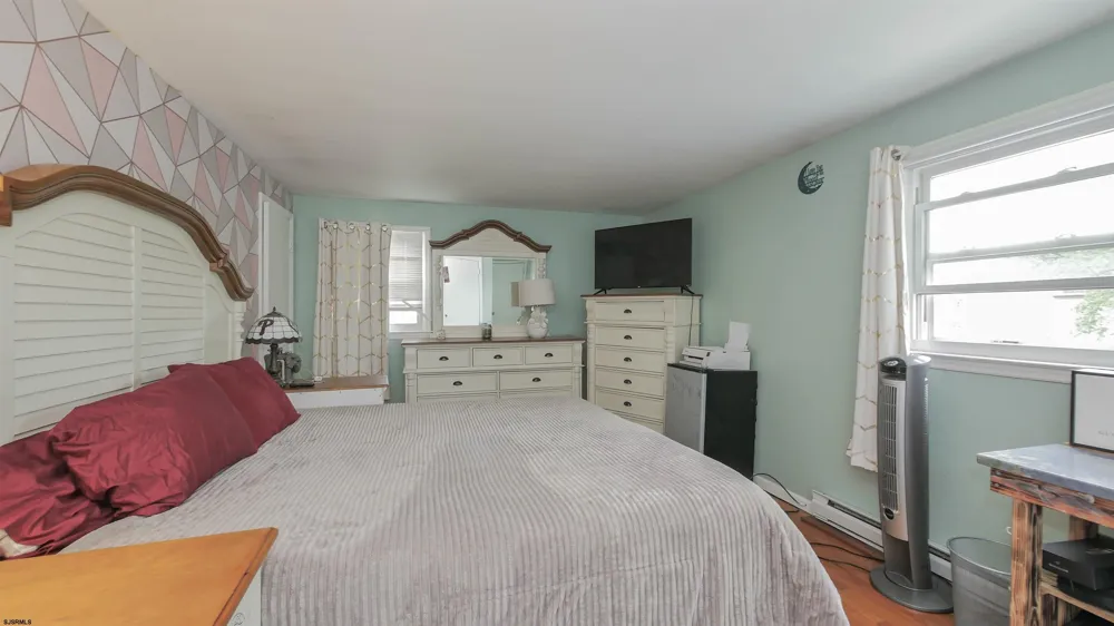 103 Cherokee Ln Absecon, NJ 08201
