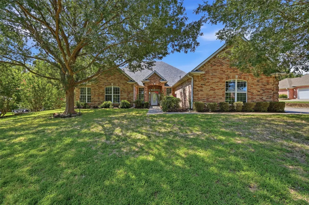3201 Greenbriar Durant, OK 74701