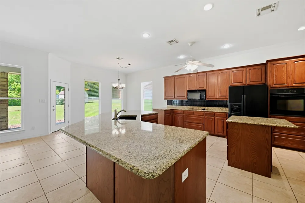 3201 Greenbriar Durant, OK 74701