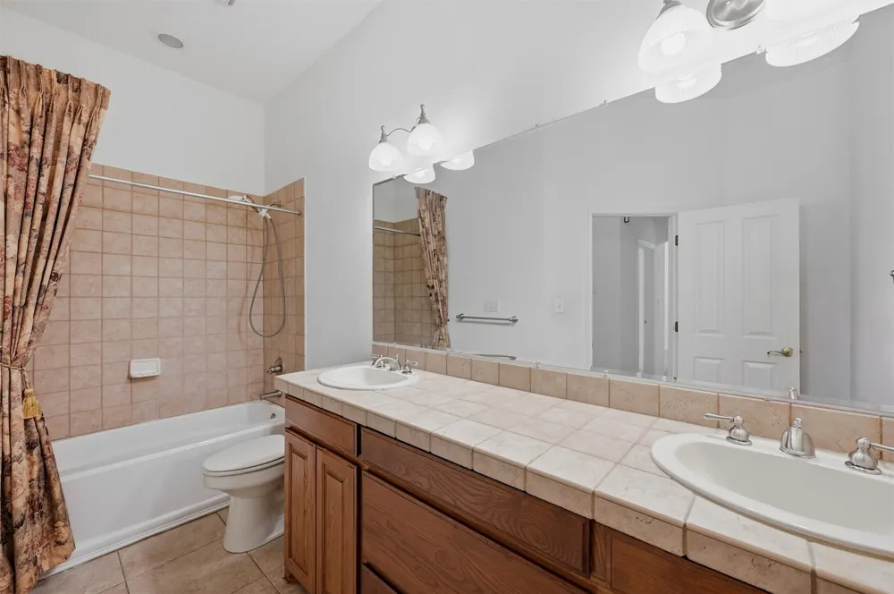 3201 Greenbriar Durant, OK 74701