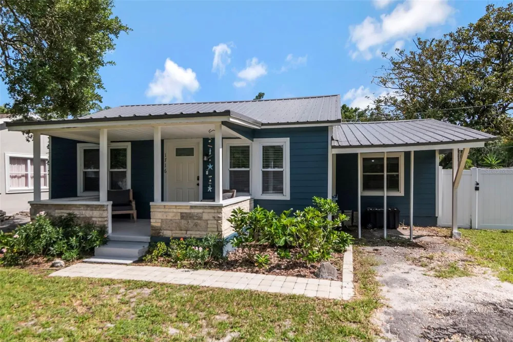 1716 W SITKA STREET Tampa, FL 33604